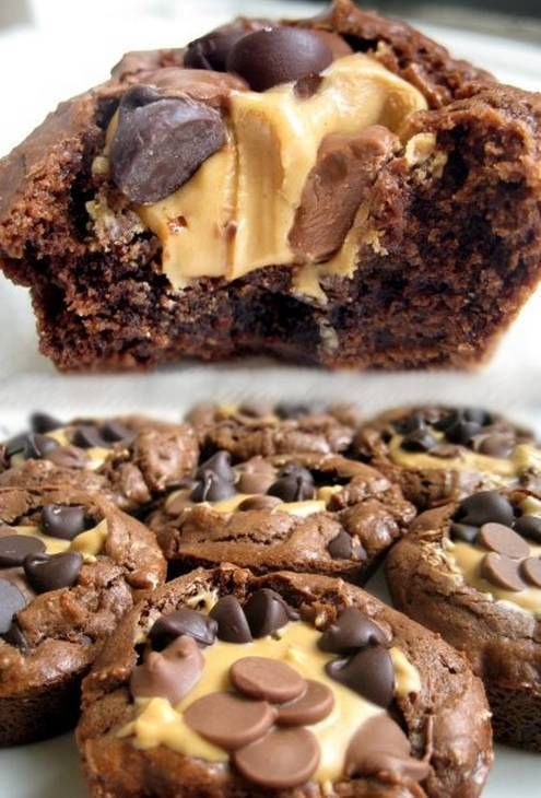 PEANUT BUTTER CUP BROWNIES